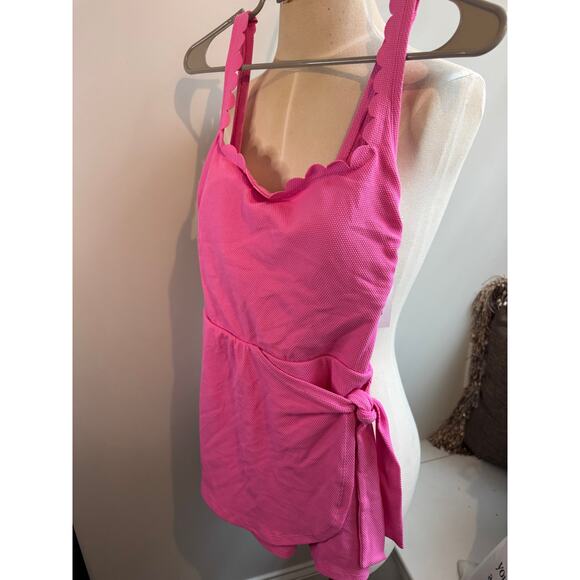 Crown & Ivy Pink Pique Swim Dress Swimsuit One Piece NWT size 8 - Picture 2 of 6